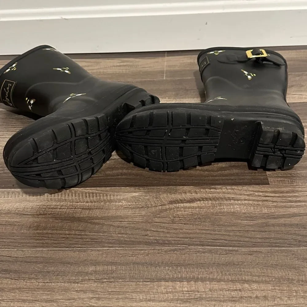 Joules honeybee print Black and Gold Molly Welly size 5.5